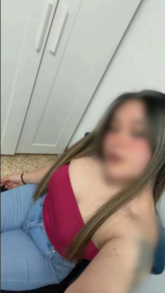 641846560: Chica busca chico en Zaragoza