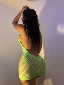 631480598: Chica busca chico en Málaga