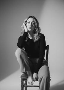 672643168: Chica busca chico en Málaga