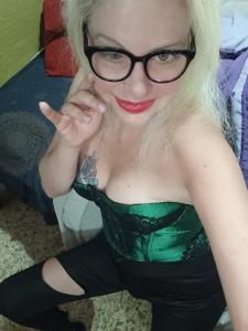 633527467: Chica busca chico en Valencia