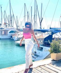 633555124: Chica busca chico en Tenerife