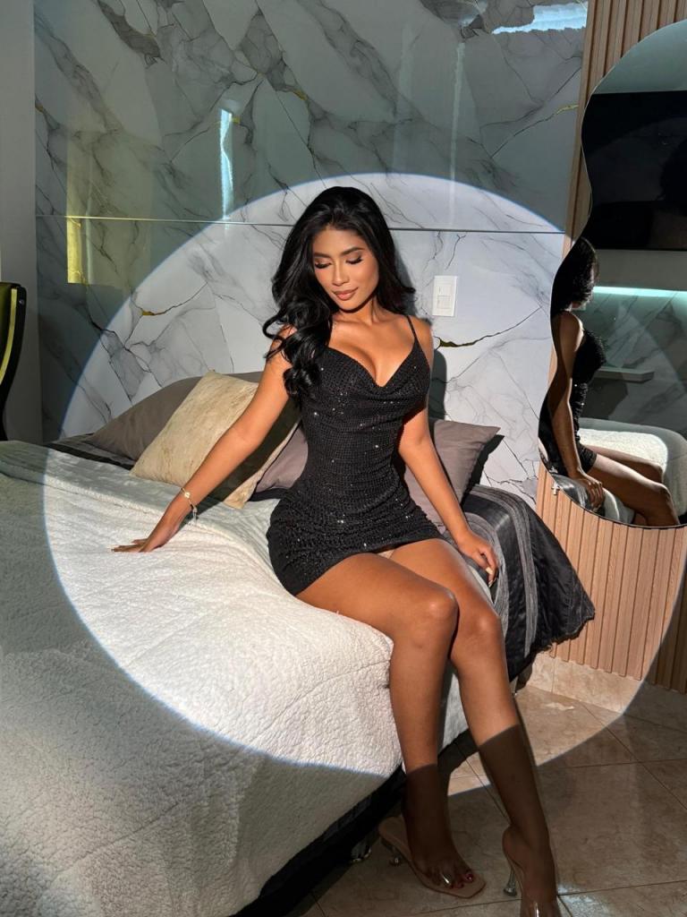 687669154: Chica busca chico en Málaga