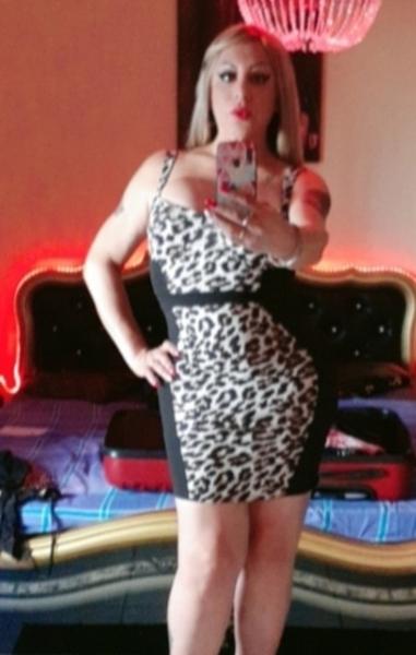 662654743: Transexual en Cádiz