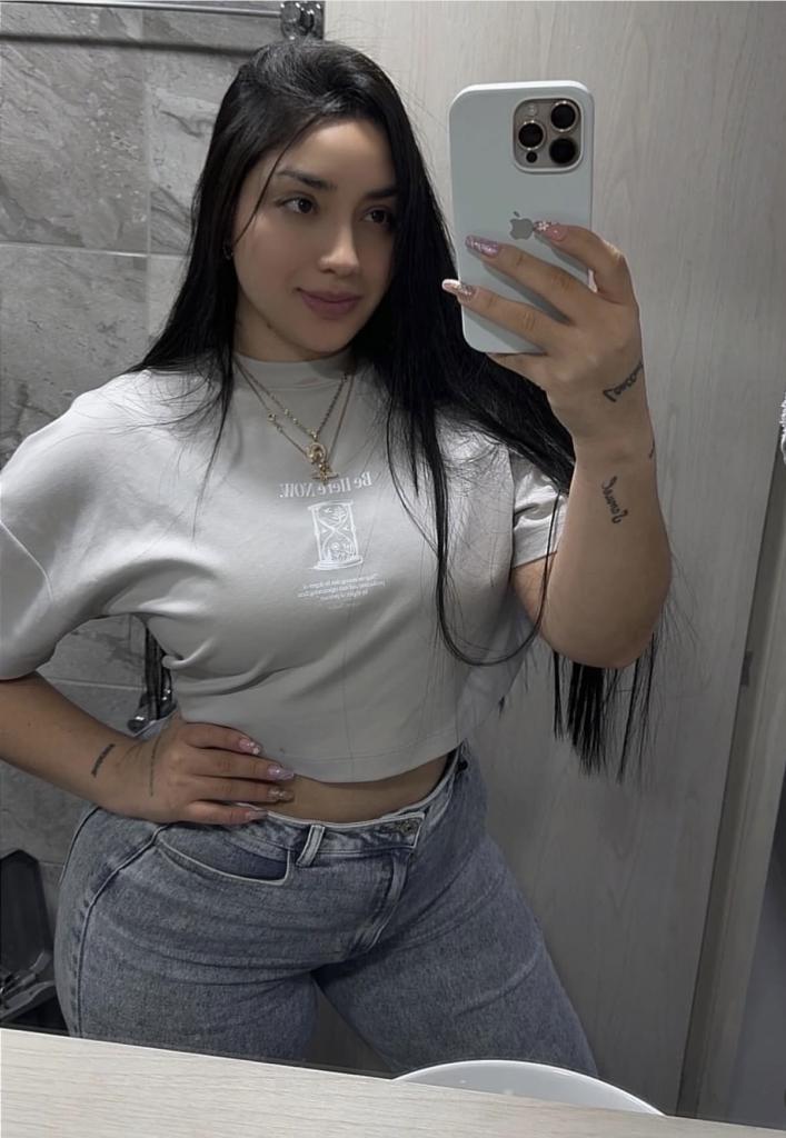 644313281: Chica busca chico en Almería