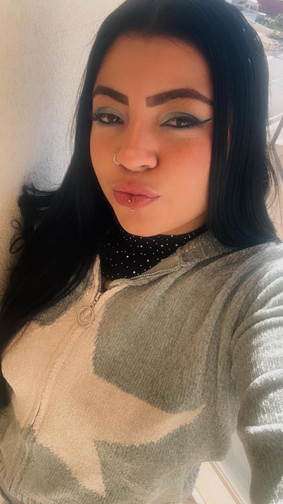 602035431: Chica busca chico en Barcelona