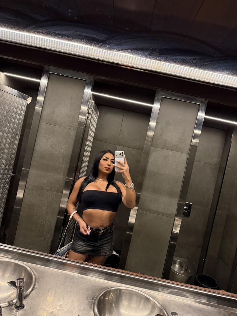 669076264: Transexual en Las Palmas