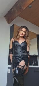670657030: Transexual en Madrid