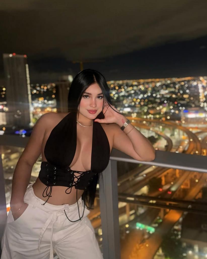 Chica busca chico en Tenerife: Chica busca chico