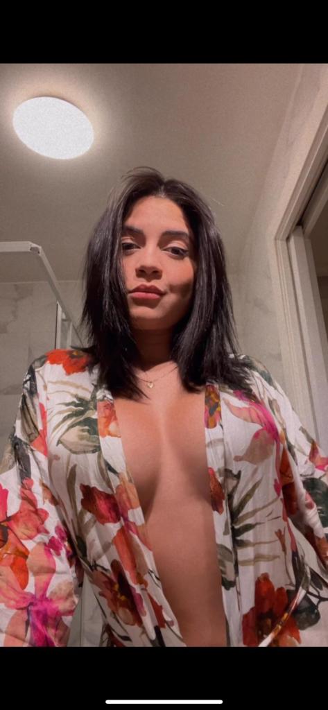 632962728: Chica busca chico en Cantabria