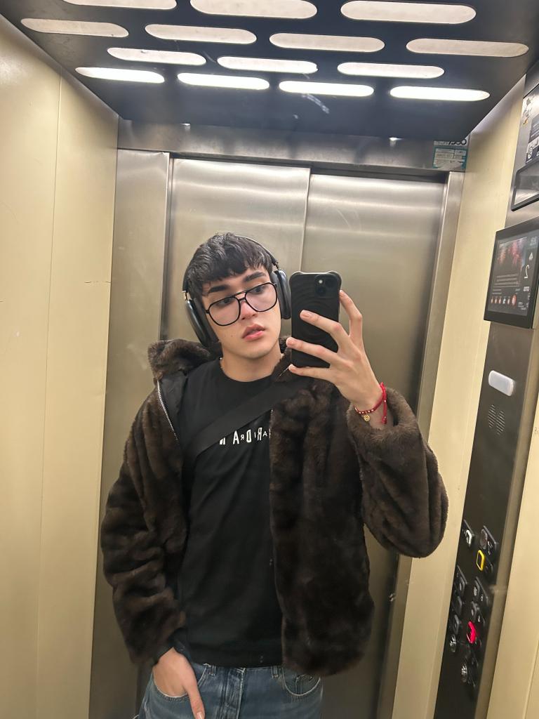 614608032: Chico busca chica en Asturias