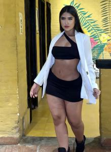 614963546: Chica busca chico en Sevilla