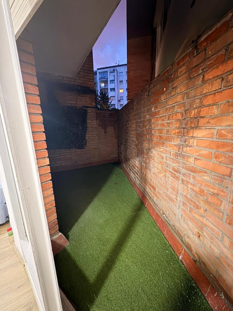 607527971:  en Barcelona