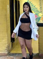 614963546: Chica busca chico en Sevilla