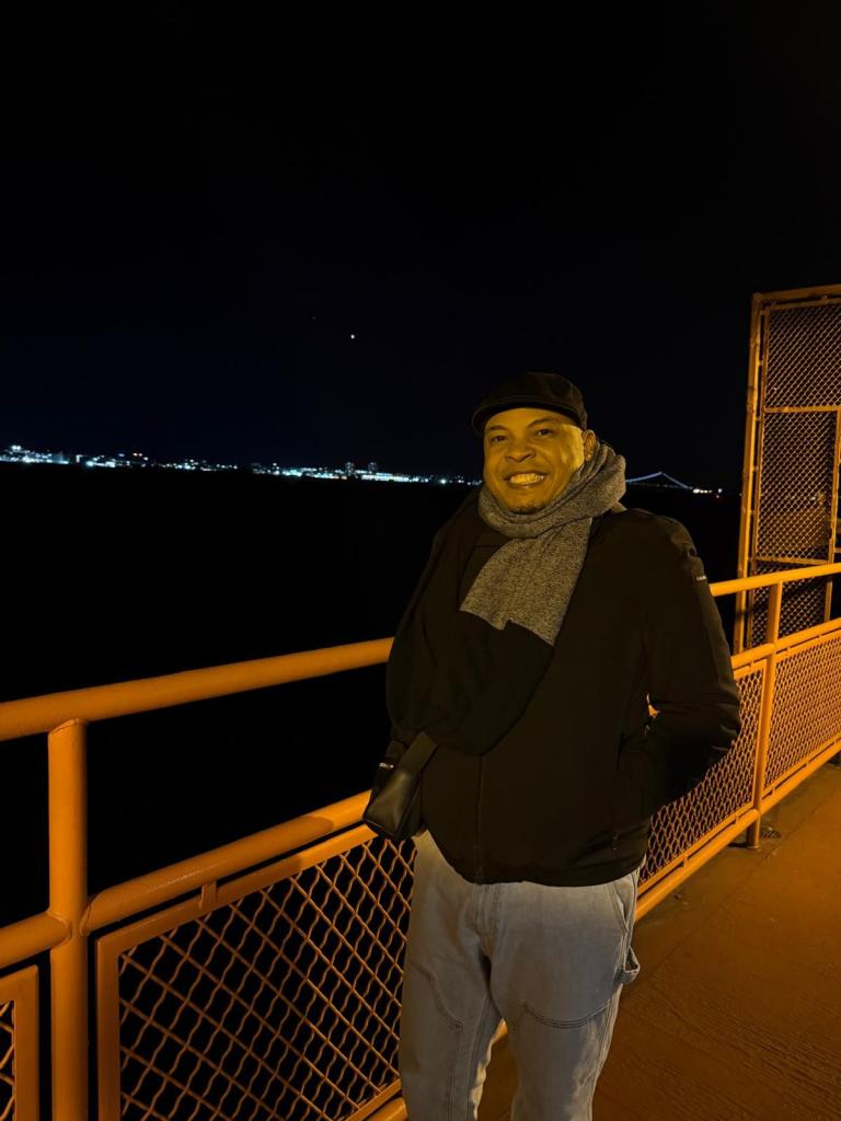 641980836: Chico busca chica en Zaragoza