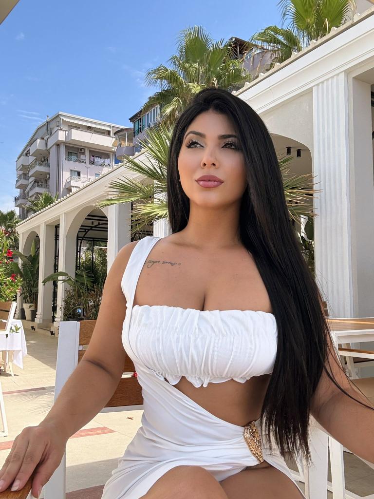 631456664: Chica busca chico en Las Palmas