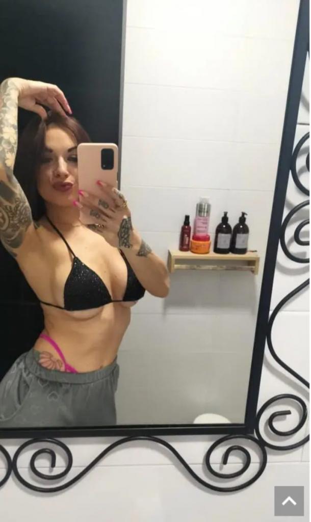 617288411: Chica busca chico en Málaga