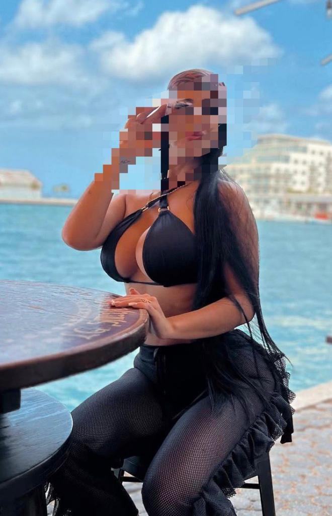 624540819: Chica busca chico en Pontevedra