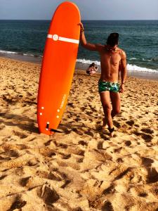 664884572: Chico busca chica en Sevilla