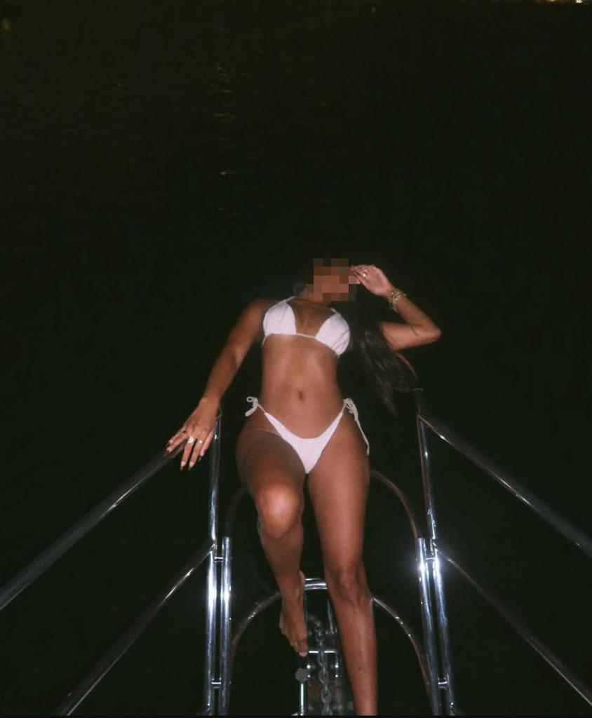 Chica busca chico en Murcia: 