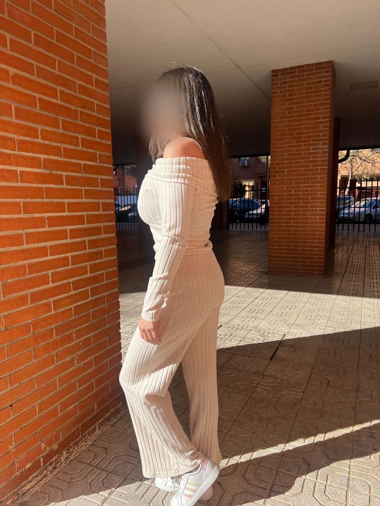 614986366: Chica busca chico en Madrid