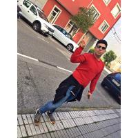 631341789: Chico busca chica en Lugo