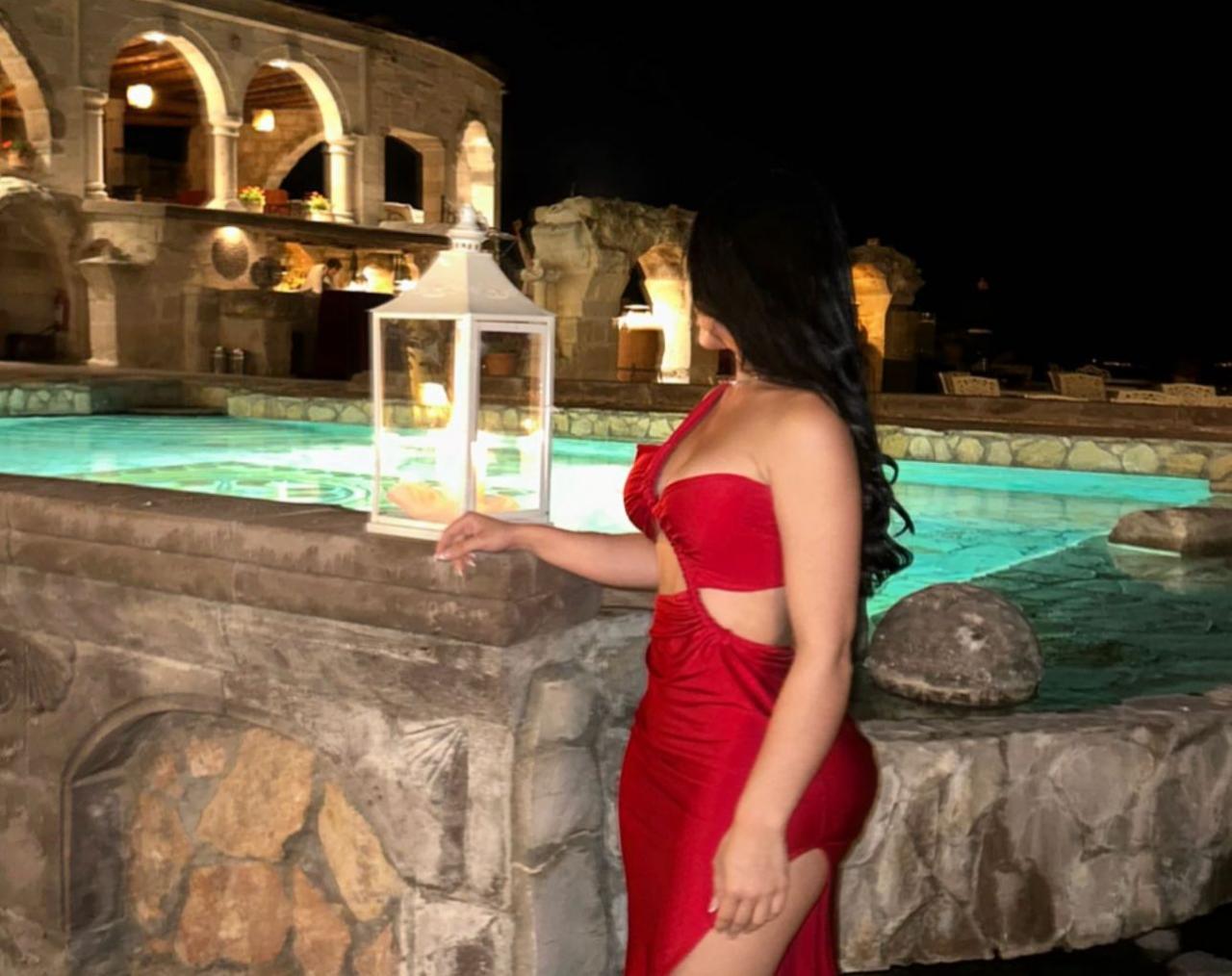 614838802: Chica busca chico en Sevilla