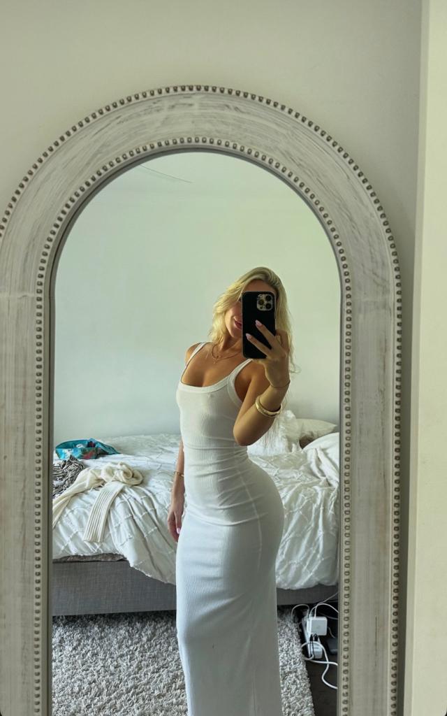 697575667: Chica busca chico en Mallorca