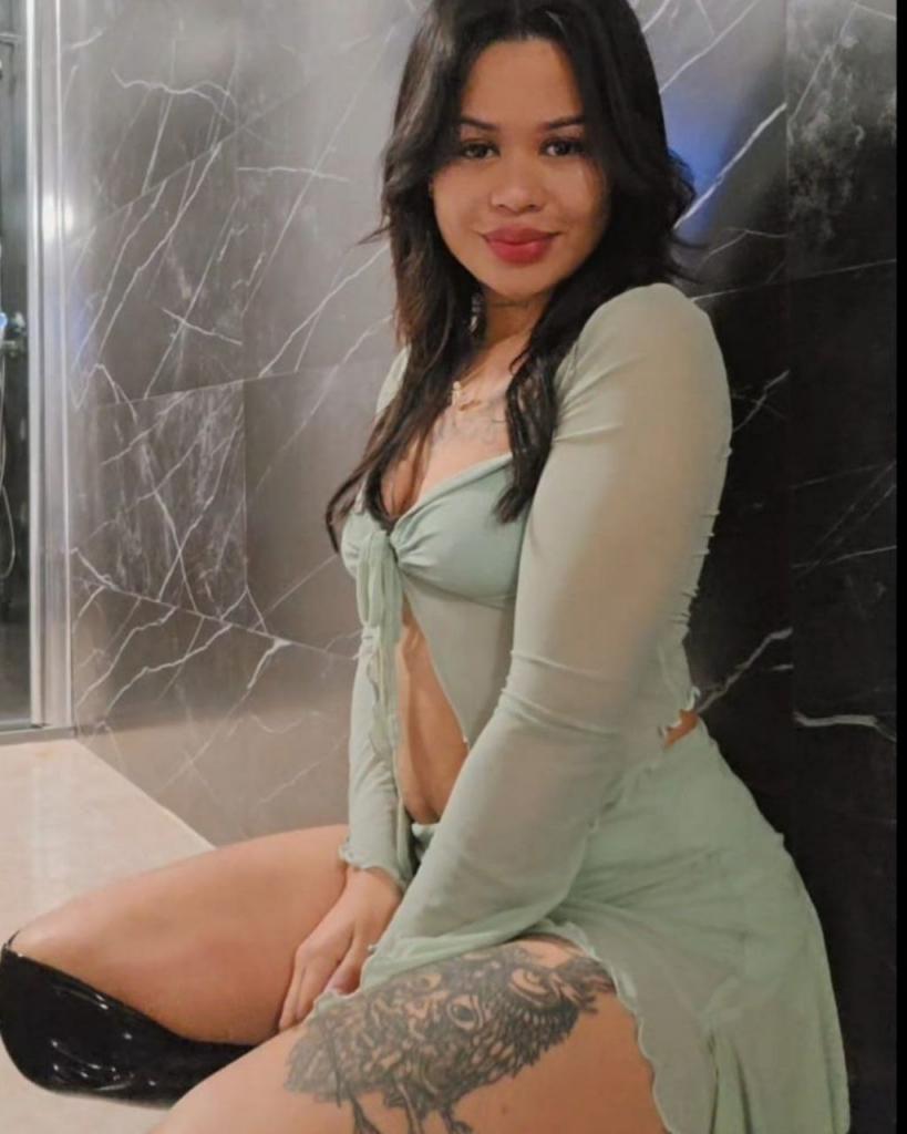 603990457: Chica busca chico en Mallorca