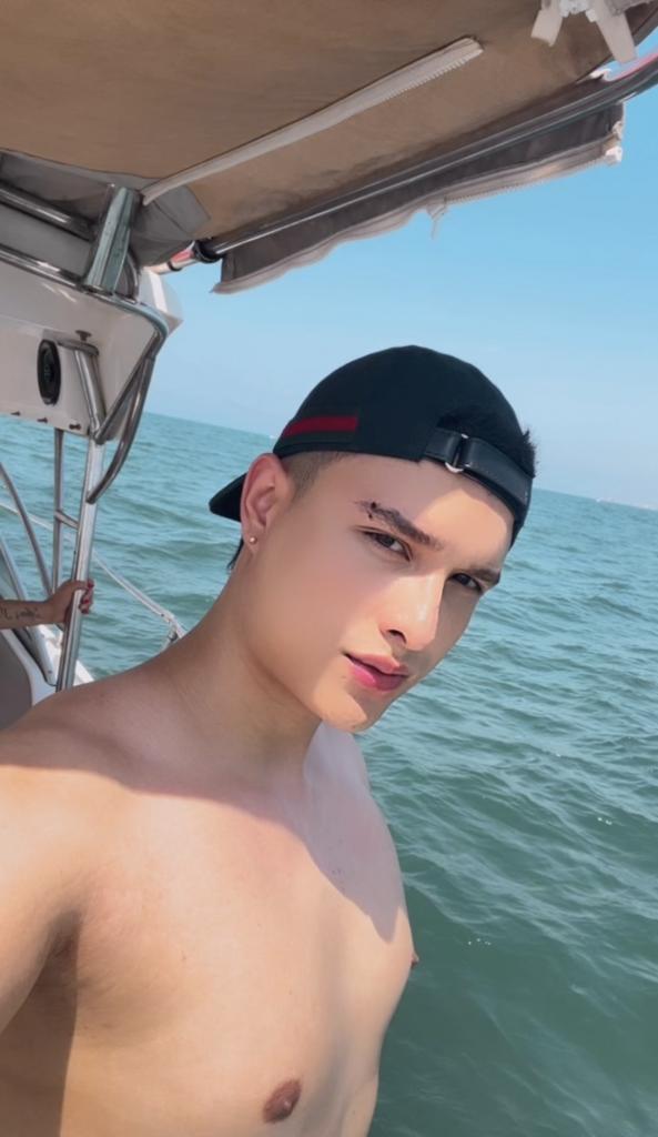 Chico busca chica en Valencia: 