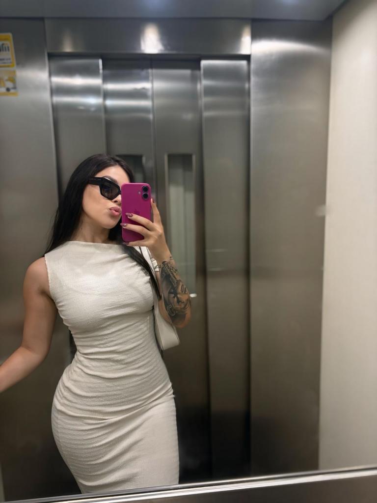 642734101: Chica busca chico en La Coruña