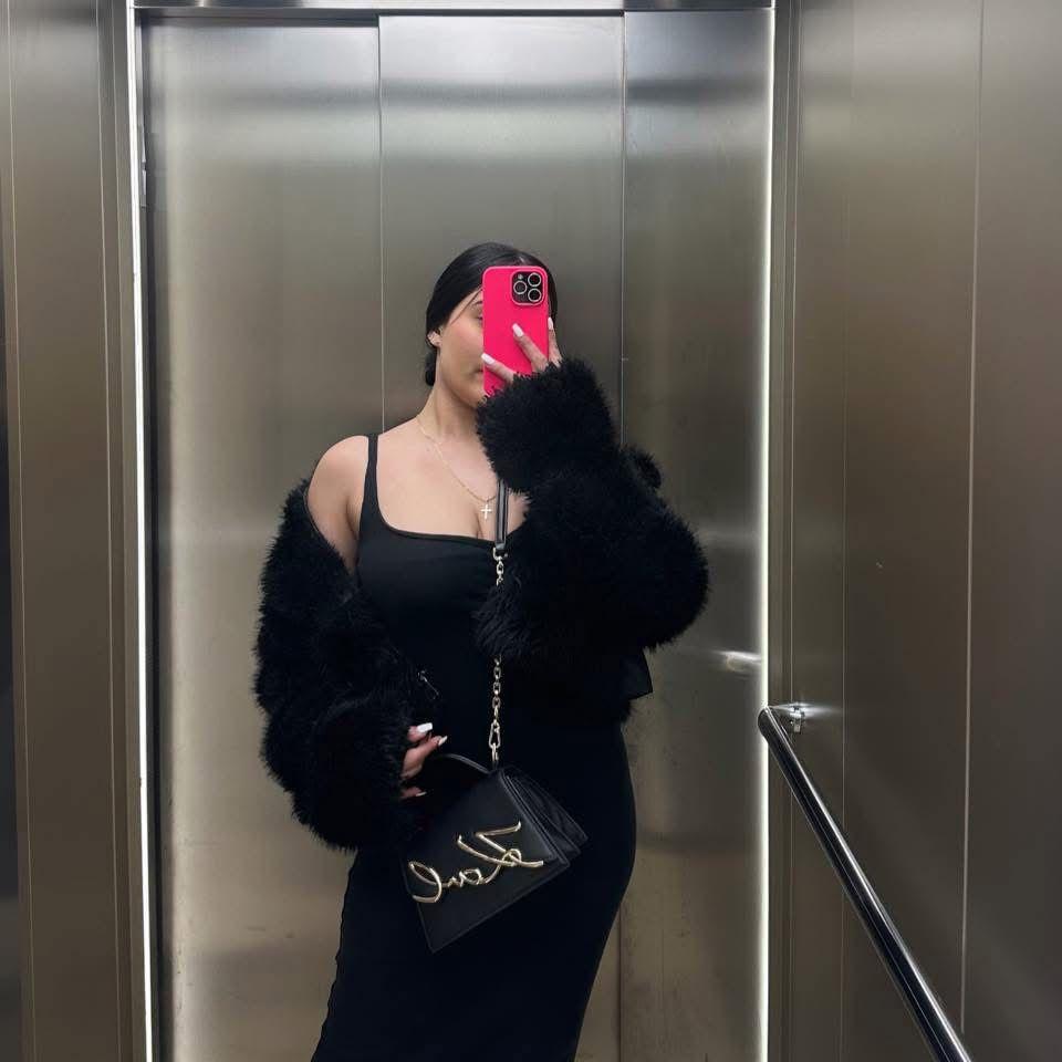 Chica busca chico en Tenerife: 