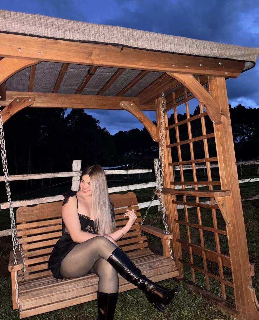 633682577: Chica busca chico en Alicante