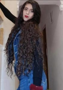 641969869: Chica busca chico en Sevilla