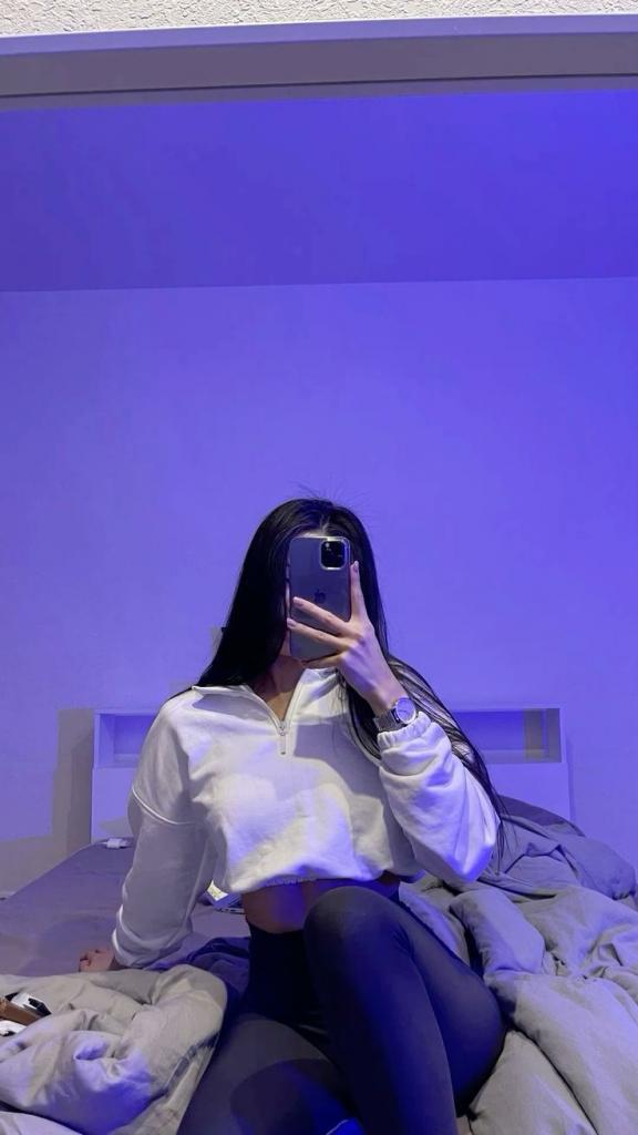 Chica busca chico en Málaga: Chica busca chico