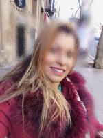 639075420: Chica busca chico en Barcelona