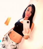 627225529: Chica busca chico en Barcelona